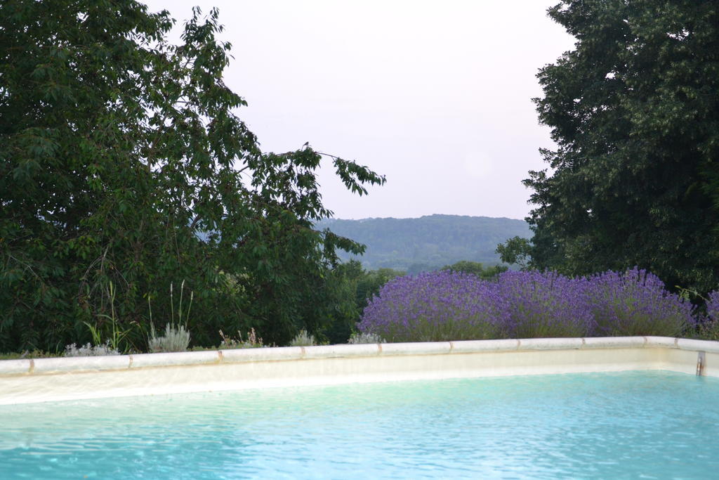 Les Hautes Sources - Esprit De France Ménilles Buitenkant foto